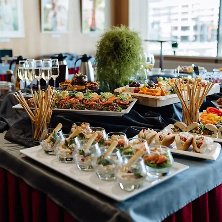 Hestia Europa 4* Tallinn