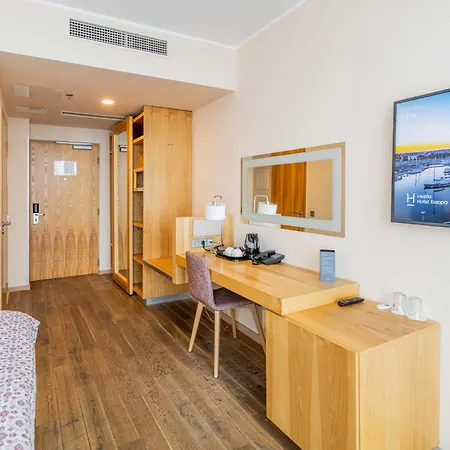 Hestia Europa 4* Таллин