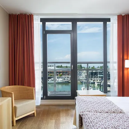 Hestia Europa Hotel 4*